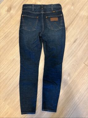 Wrangler high rise Indigo Skinny Jeans